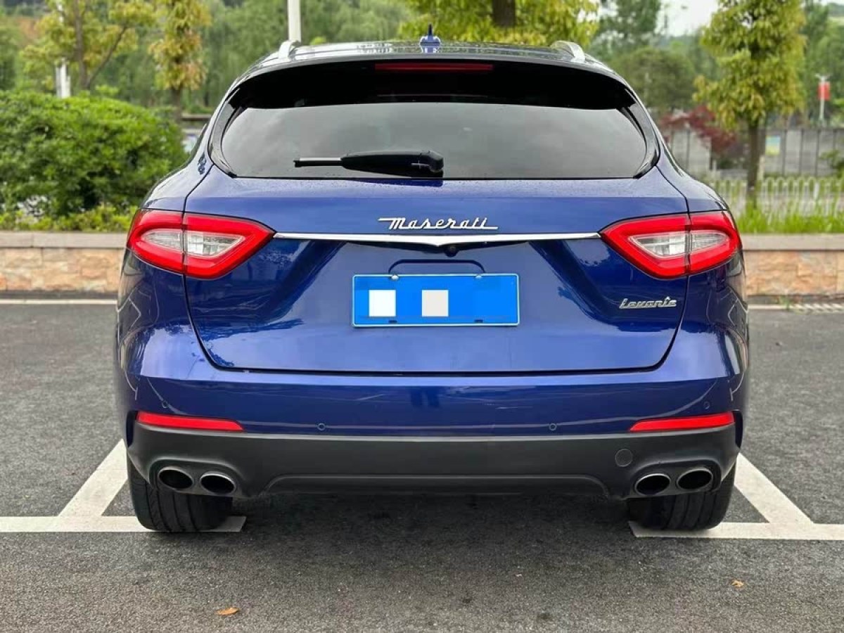 瑪莎拉蒂 Levante  2018款 3.0T 經(jīng)典版圖片
