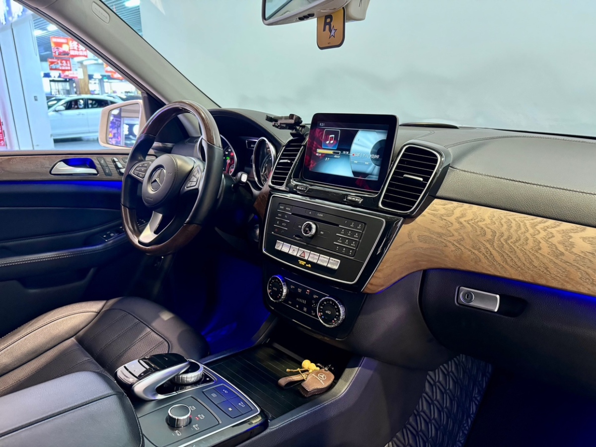 奔馳 奔馳GLS  2018款 GLS450 4MATIC 3.0T 美規(guī)版圖片