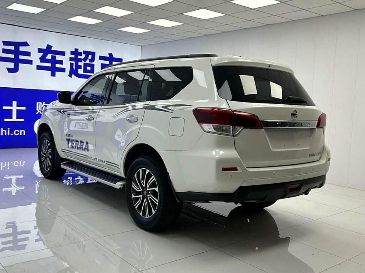 日產(chǎn) 途達(dá)  2020款 2.5L 自動(dòng)四驅(qū)豪華版圖片