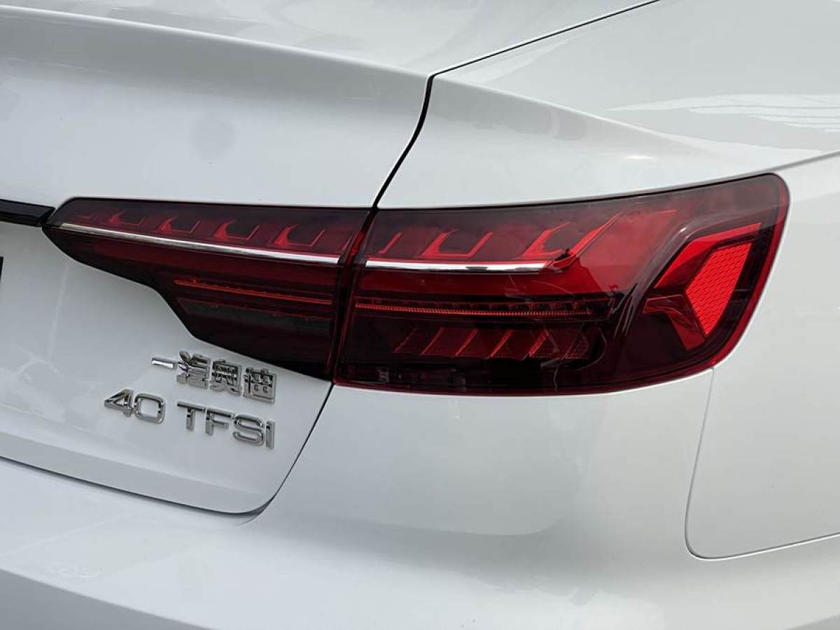 奧迪 奧迪A4L  2022款 40 TFSI 豪華動感型圖片