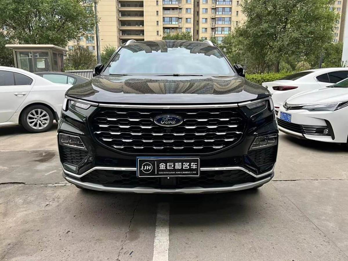 2023年2月福特 領(lǐng)裕  2023款 EcoBoost 225 尊領(lǐng)型 7座（2/2/3）