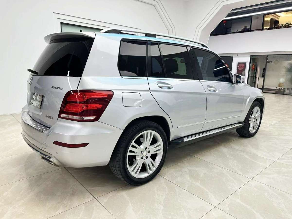 奔馳 奔馳GLK級  2013款 改款 GLK 300 4MATIC 時尚型圖片