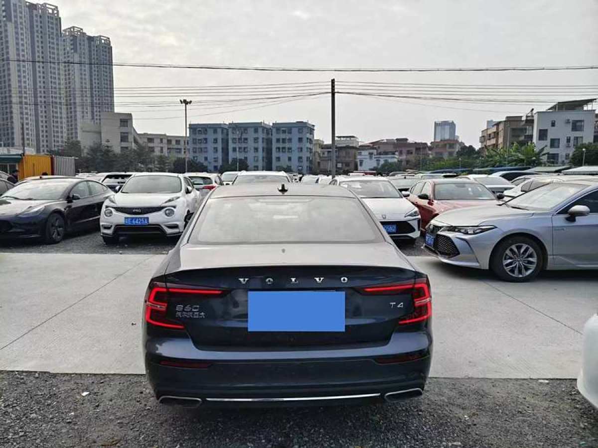 沃爾沃 S60L  2021款 T4 智遠豪華版圖片