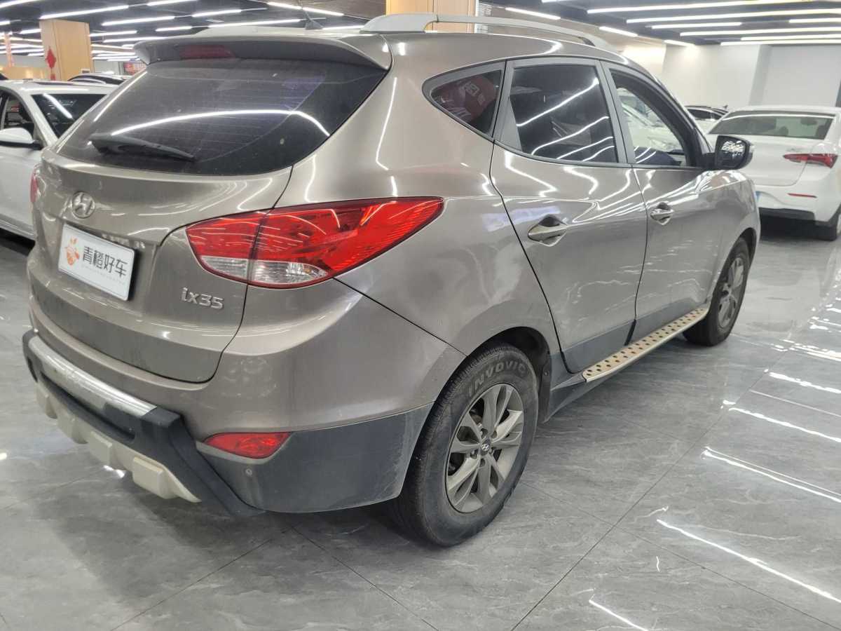 现代 ix35  2015款 2.0L 自动两驱舒适型 国V图片