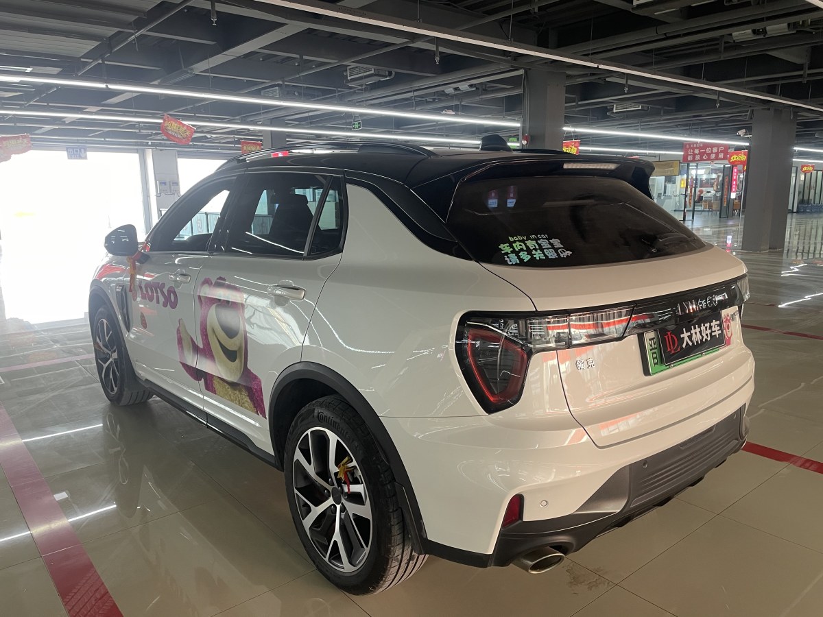 領(lǐng)克 領(lǐng)克01新能源  2022款 1.5TD PHEV Plus圖片