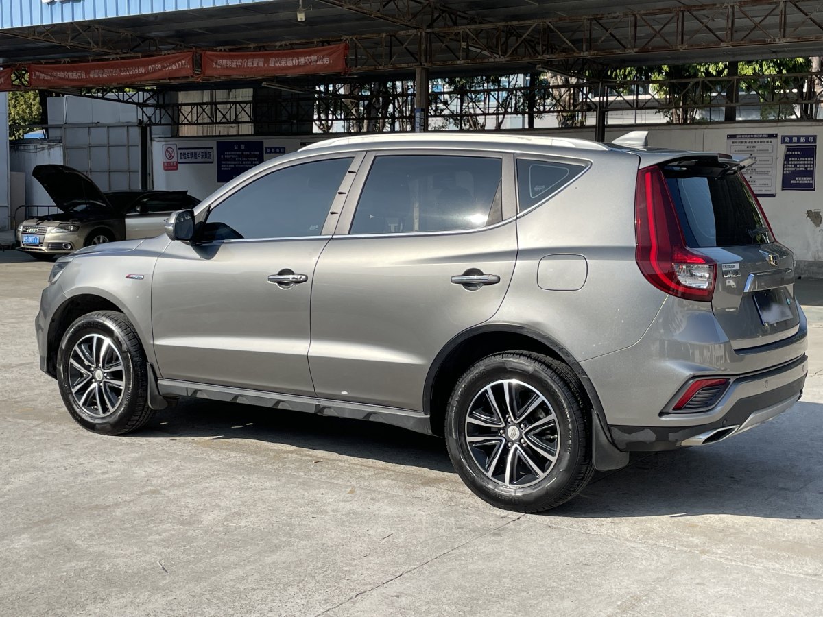 吉利 遠景SUV  2018款 1.8L 手動4G互聯(lián)尊貴型圖片