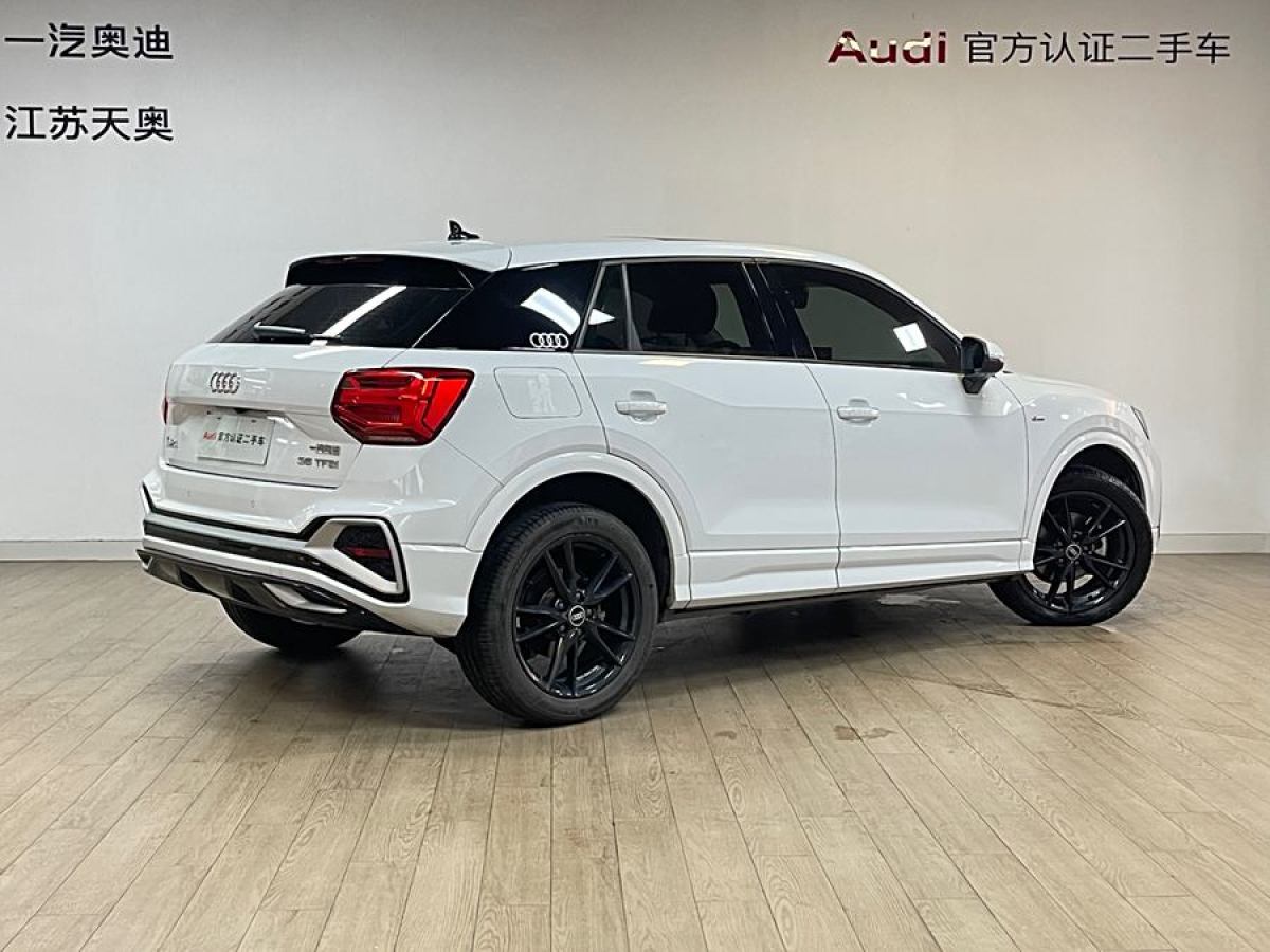 奧迪 奧迪Q2L  2022款 35 TFSI 進(jìn)取動感型圖片