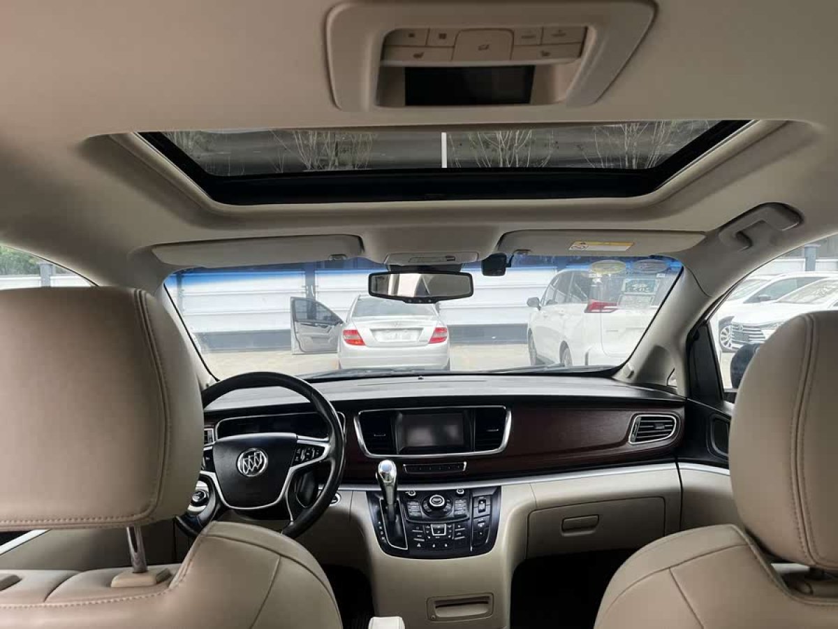 別克 GL8  2014款 3.0L GT豪華商務(wù)豪雅版圖片