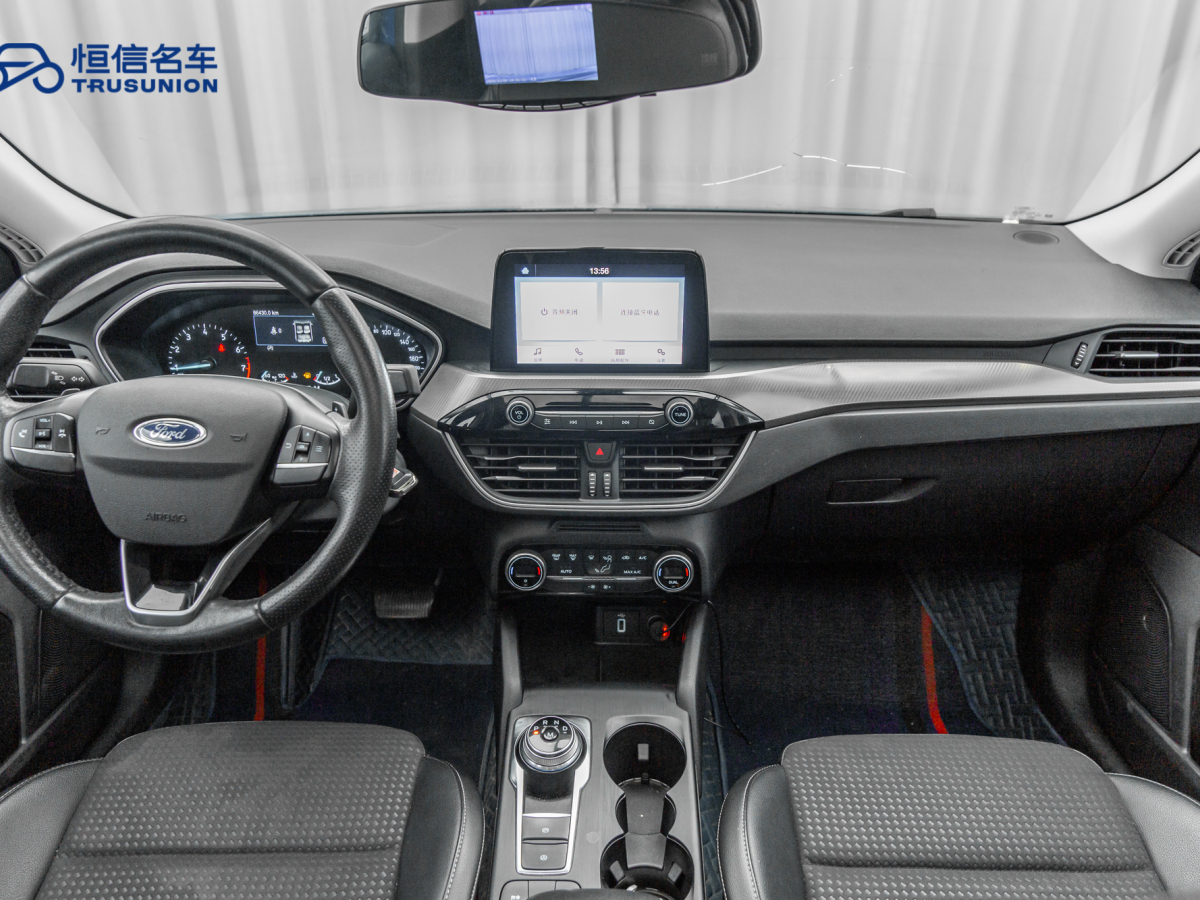 福特 ?？怂? 2019款 三廂 EcoBoost 180 自動(dòng)鋒潮型圖片