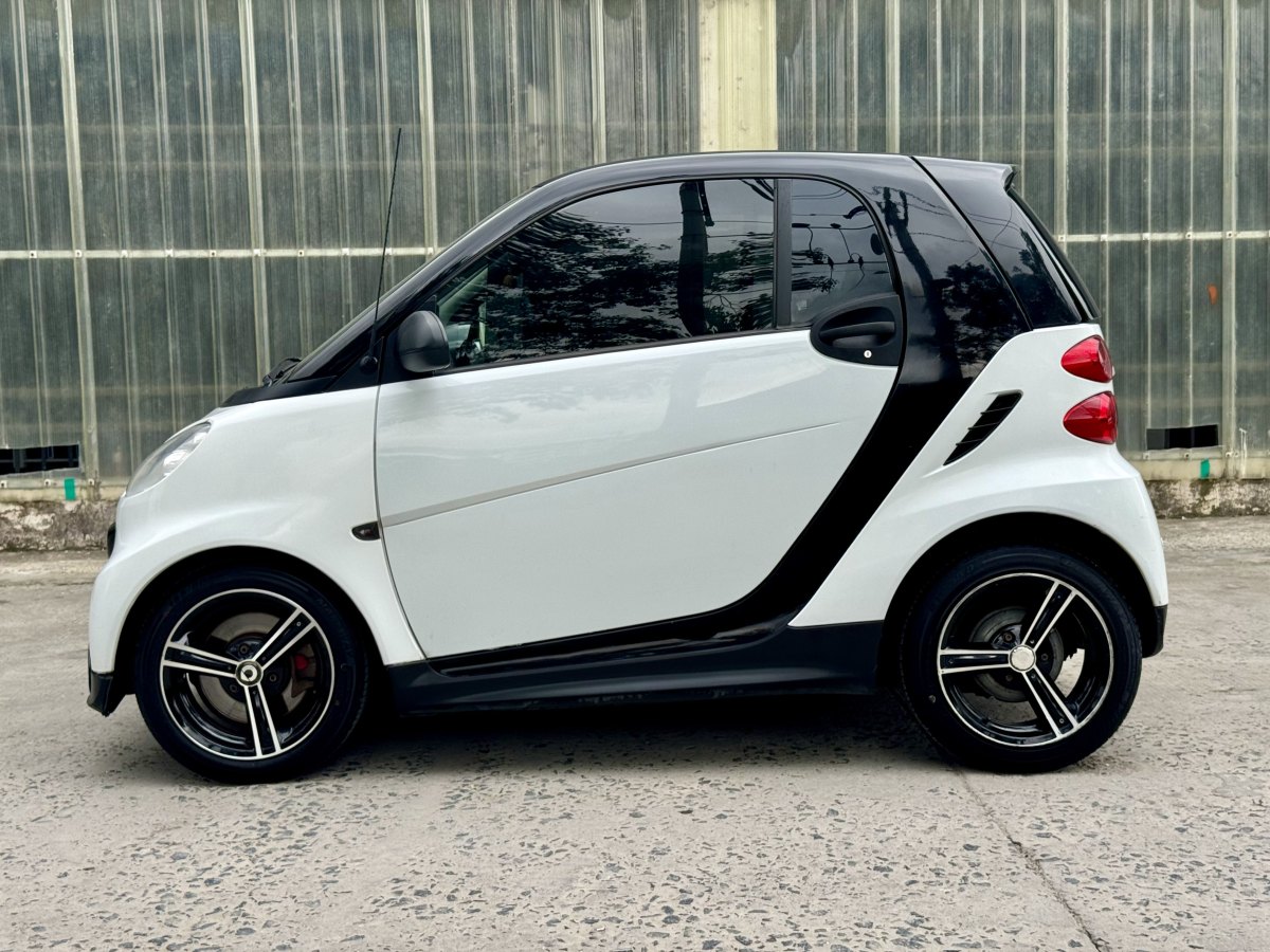 2013年8月smart fortwo  2013款 1.0 MHD 硬頂城市游俠特別版