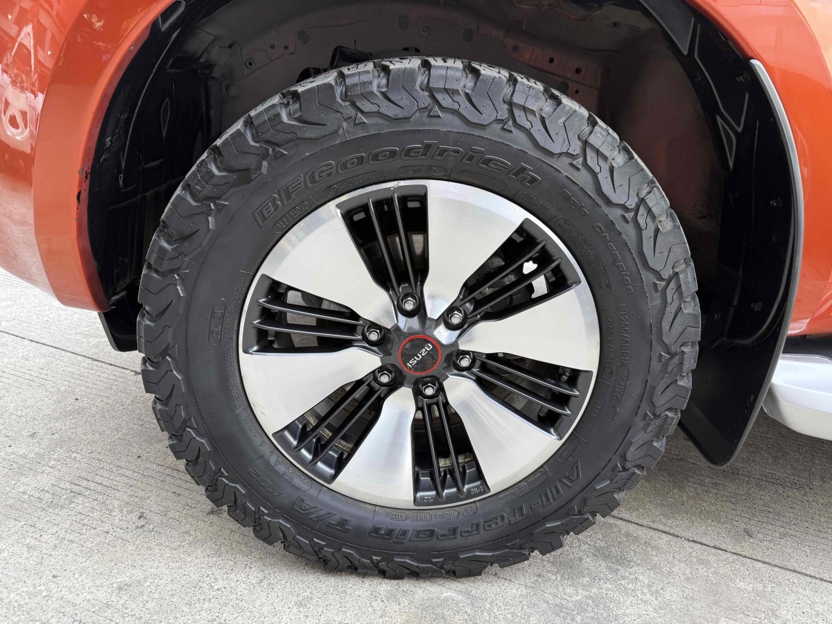 五十鈴 D-MAX  2021款 1.9T自動四驅(qū)柴油Global暢領型RZ4E圖片