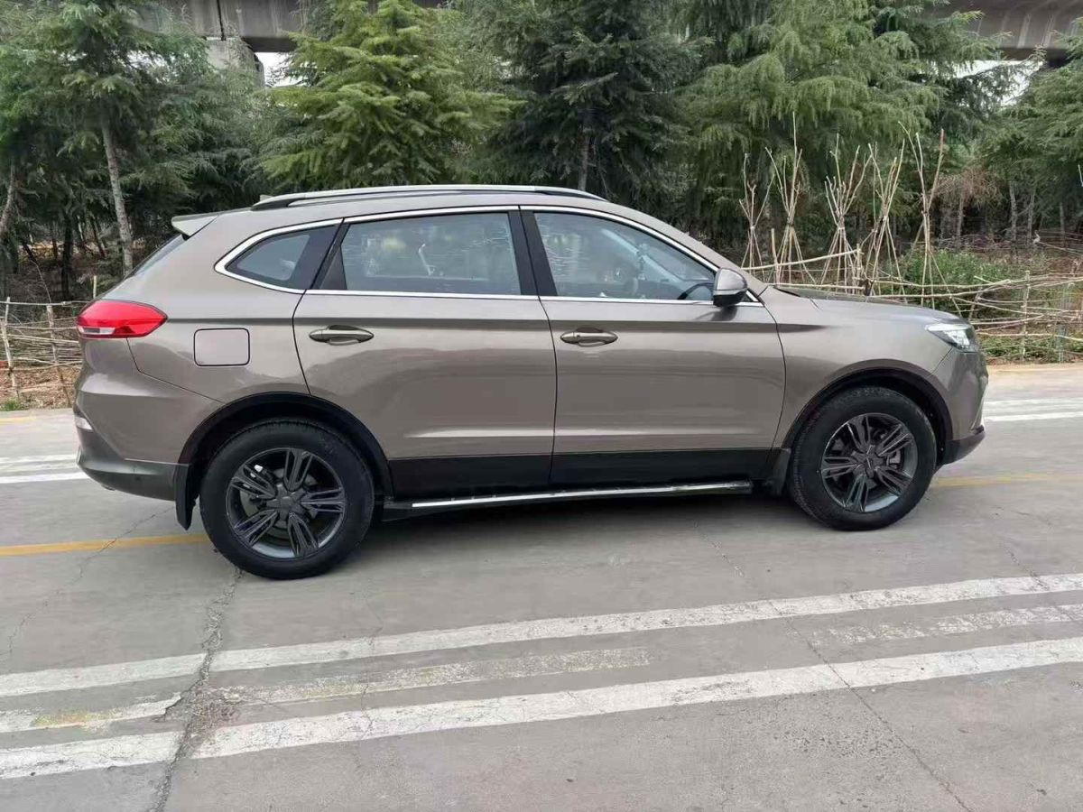獵豹 獵豹CS9  2018款  1.5T CVT 70周年紀(jì)念型圖片