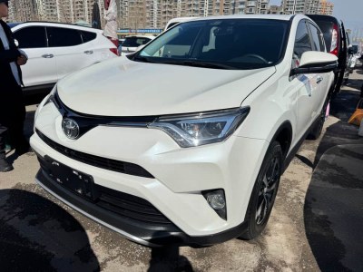 2018年7月 豐田 RAV4榮放 2.0L CVT兩驅(qū)風(fēng)尚X版圖片