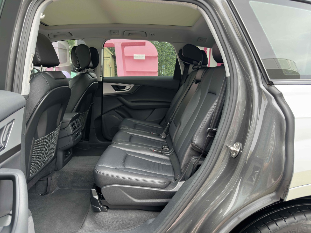 奧迪 奧迪Q7  2019款 55 TFSI 技術(shù)型圖片