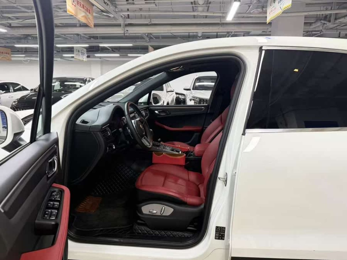 保時(shí)捷 Macan  2021款 Macan 2.0T圖片