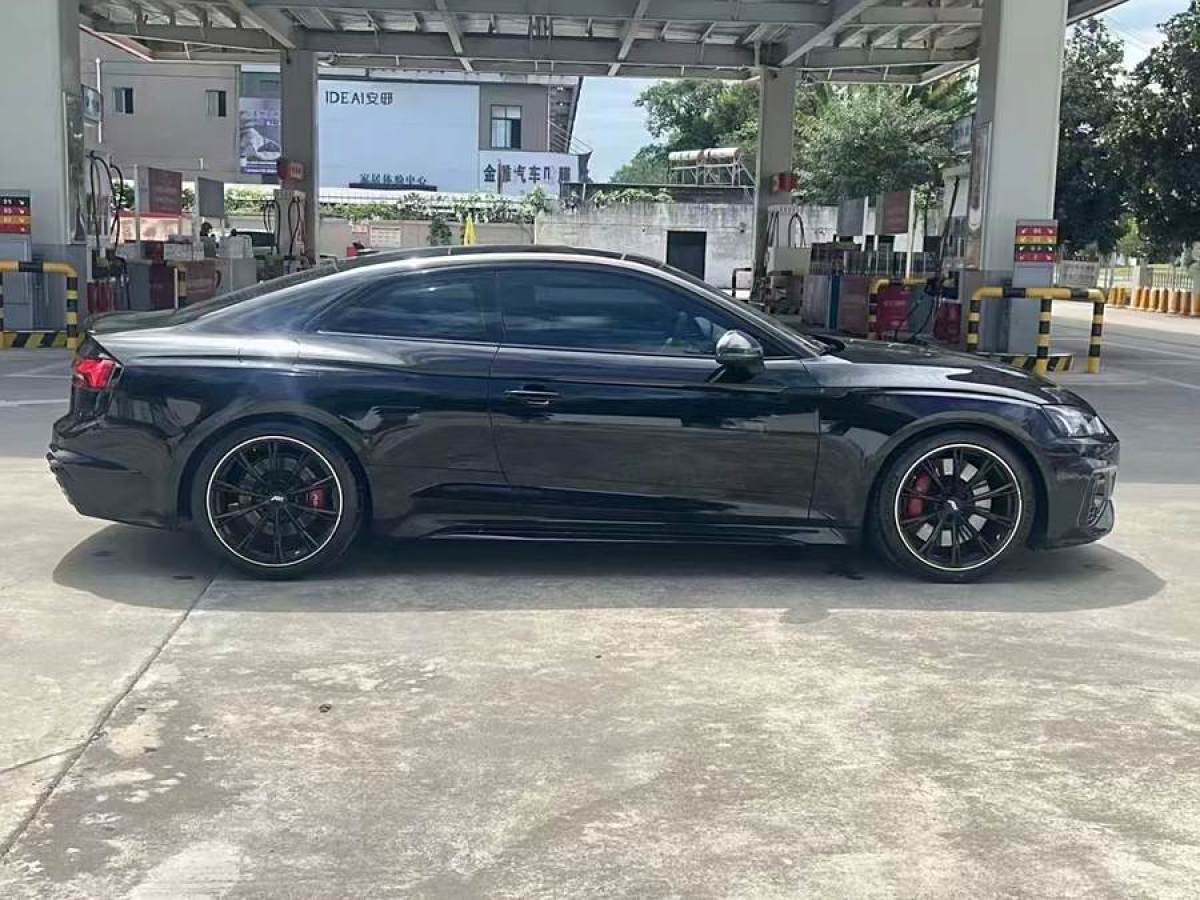 奧迪 奧迪RS 5  2021款 RS5 Coupe 黑曜版圖片