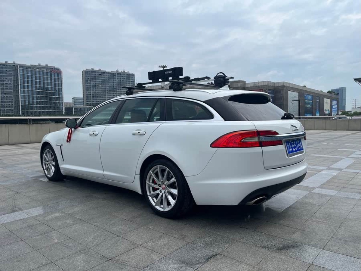 捷豹 XF  2015款 XF 2.0T Sportbrake 豪華版圖片