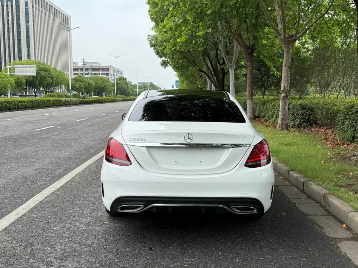 奔馳 奔馳C級(jí)  2019款 改款 C 260 L 運(yùn)動(dòng)版圖片