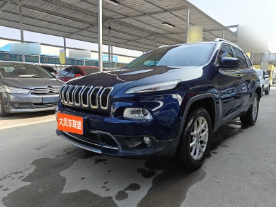 2016年12月 Jeep 自由光 2.4L 專業(yè)版圖片