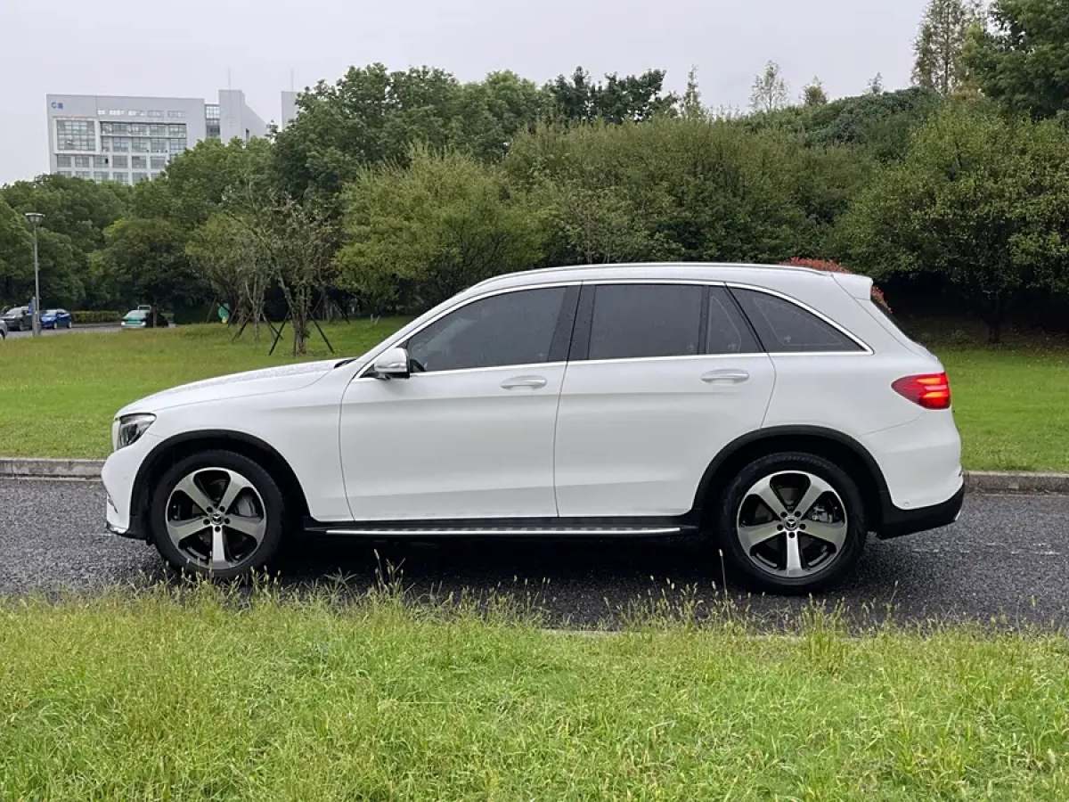 2018年4月奔馳 奔馳GLC  2018款 GLC 260 4MATIC 豪華型