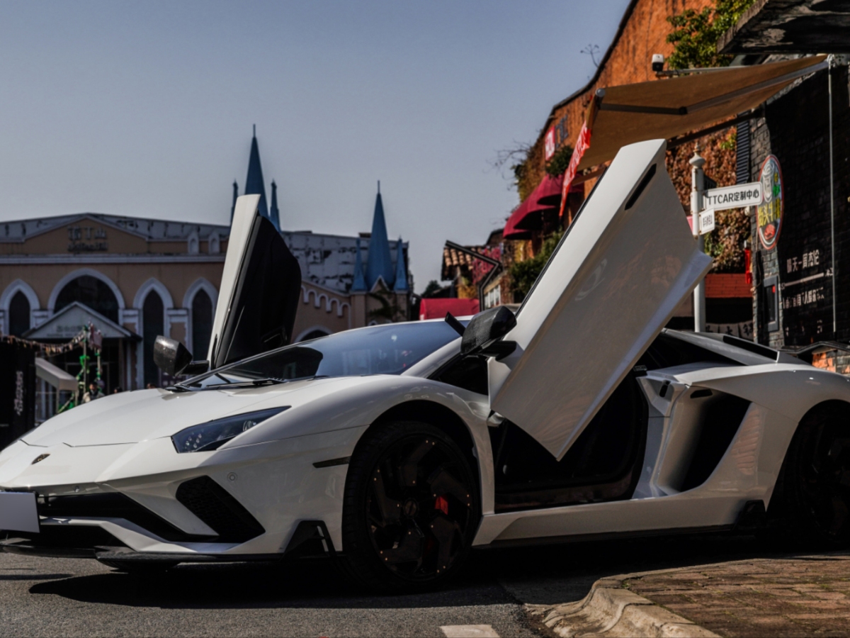 蘭博基尼 Aventador  2017款 Aventador S圖片