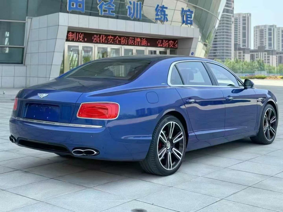 賓利 飛馳  2017款 4.0T V8 標(biāo)準(zhǔn)版圖片