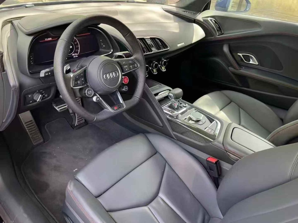 奧迪 奧迪A8  2023款 A8L 60 TFSI quattro圖片