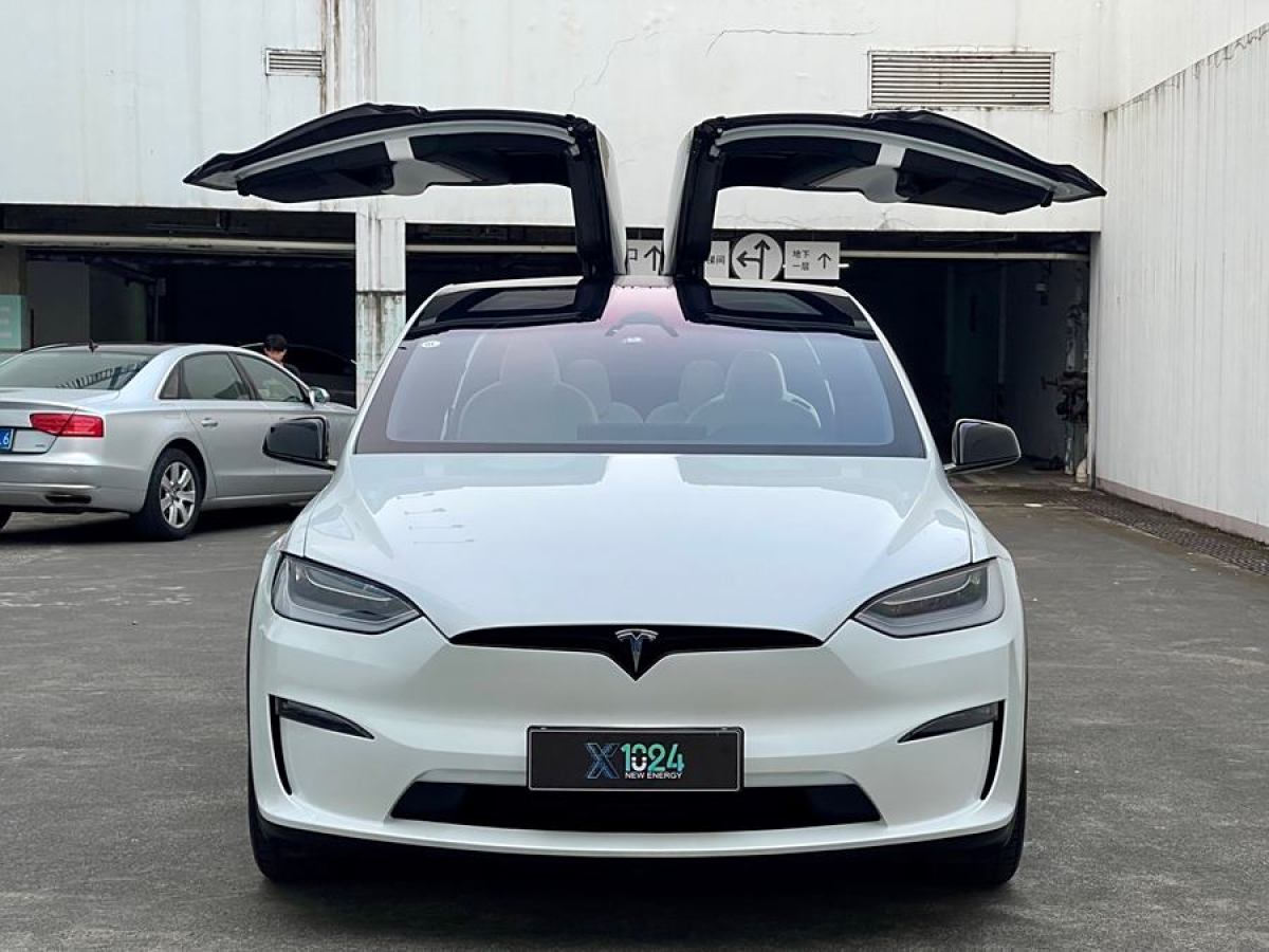 特斯拉 Model X  2023款 三電機全輪驅(qū)動 Plaid版圖片