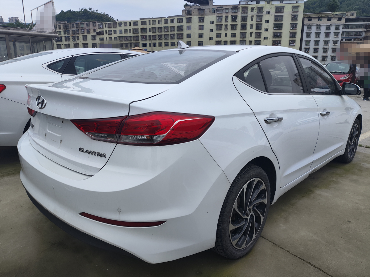 現(xiàn)代 領(lǐng)動(dòng)  2019款 1.5L CVT智炫?精英型圖片