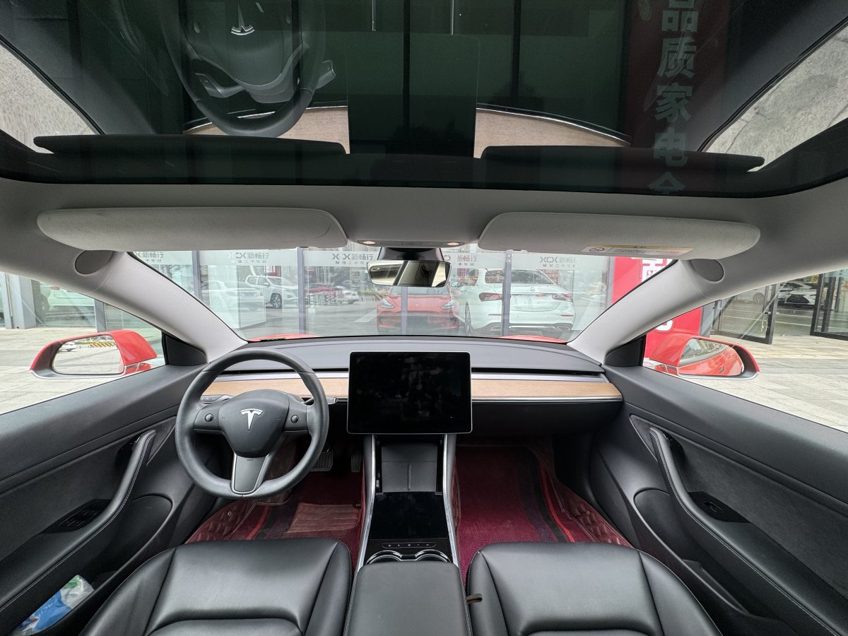 特斯拉 Model 3  2019款 標(biāo)準(zhǔn)續(xù)航后驅(qū)升級(jí)版圖片