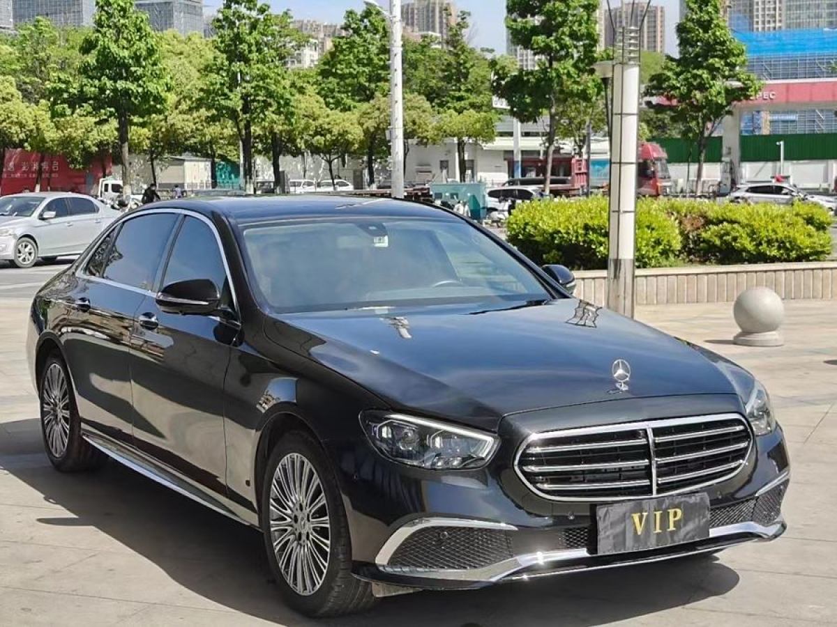 奔馳 奔馳E級(jí)  2019款 改款 E 300 L 豪華型圖片