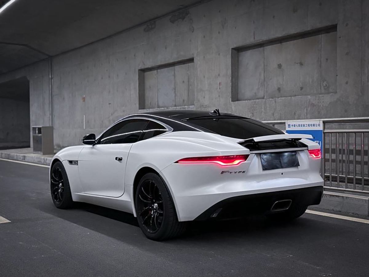 捷豹 F-TYPE  2021款 P300 后驅(qū)硬頂版圖片