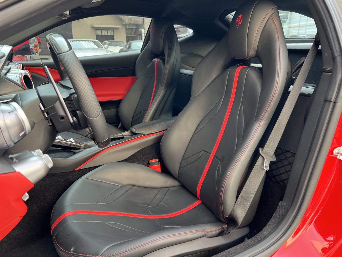 2019年9月法拉利 812 Superfast  2020款 6.5L GTS