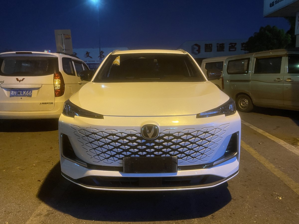 2024年1月長(zhǎng)安 CS55 PLUS  2024款 第三代 1.5T DCT尊貴型