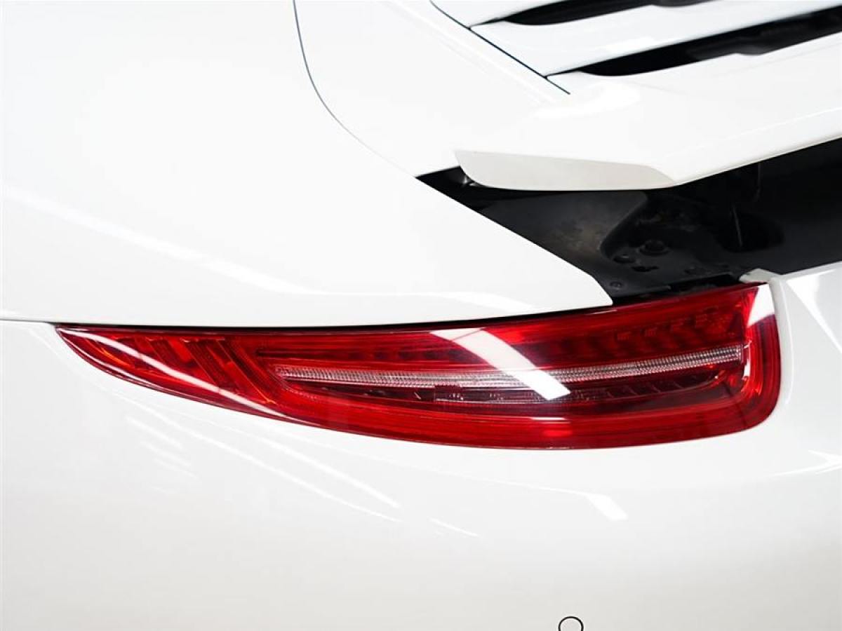 2014年3月保時(shí)捷 911  2012款 Carrera S 3.8L