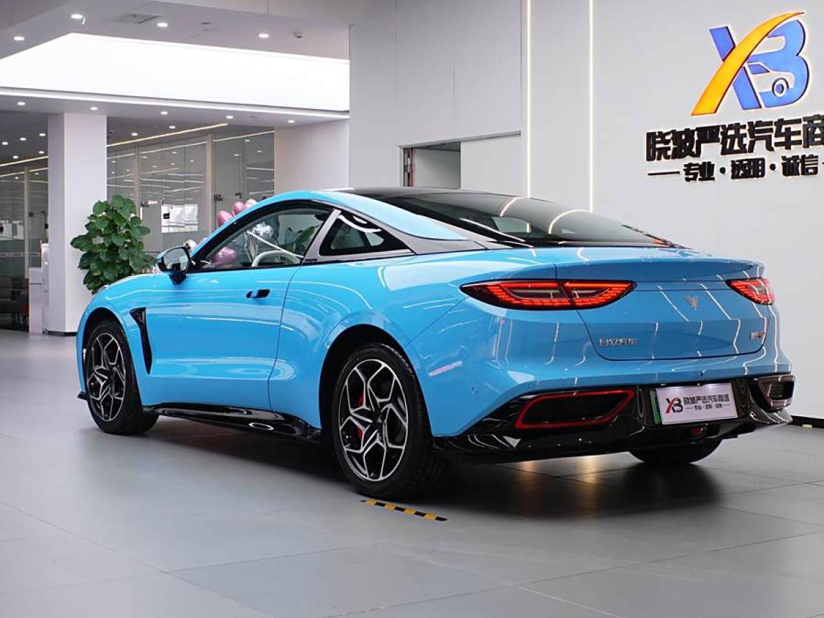 2023年6月哪吒 哪吒GT  2023款 580 AWD