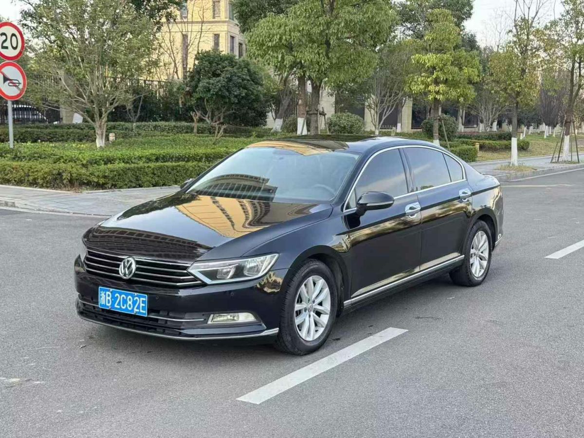 大眾 邁騰  2019款 280TSI DSG 領(lǐng)先型圖片