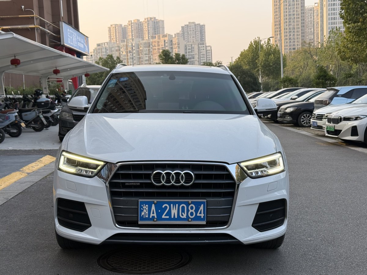 奧迪 奧迪Q3  2016款 40 TFSI quattro 全時四驅(qū)運動型圖片