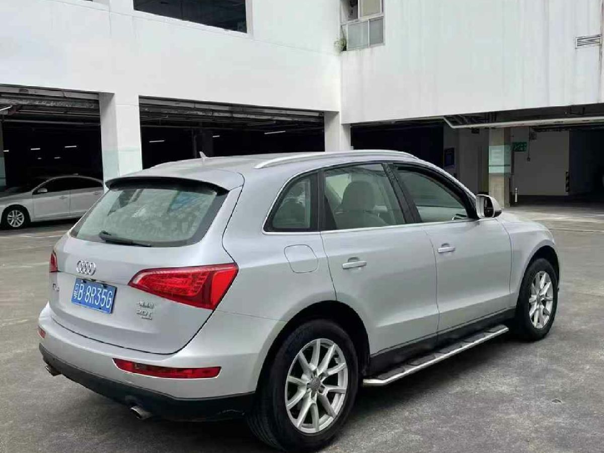 2013年4月奧迪 奧迪Q5  2013款 Q5 3.0TFSI 45TFSI Quattro 運(yùn)動(dòng)型