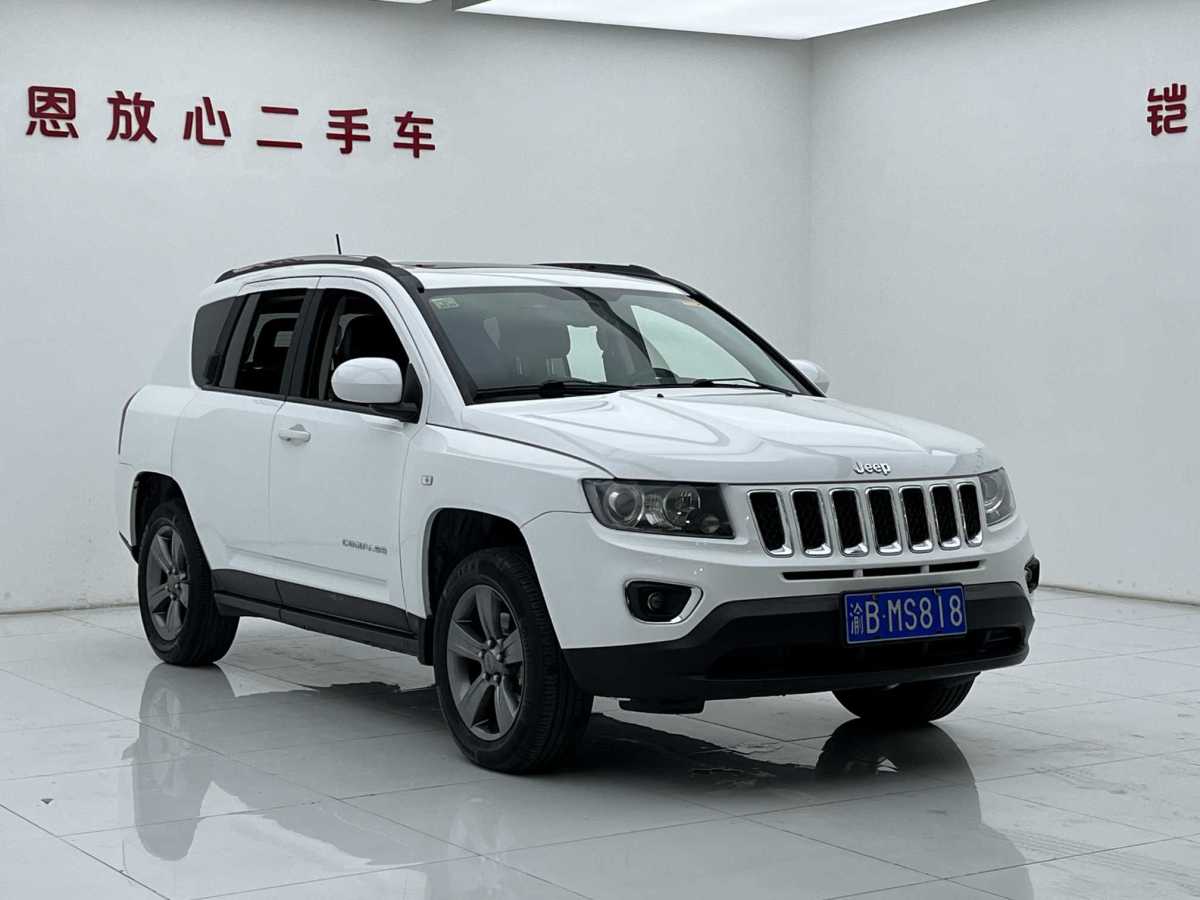 Jeep 指南者  2014款 改款 2.4L 四驅(qū)舒適版圖片