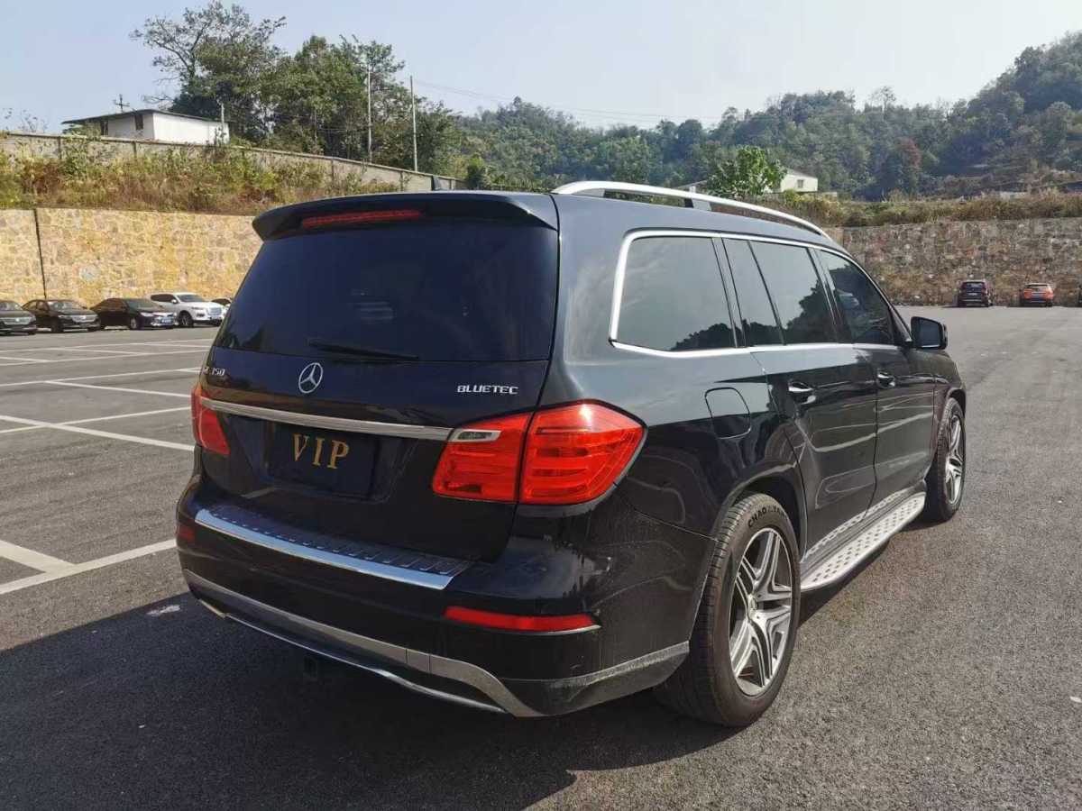 2013年4月奔馳 奔馳GL級(jí)  2014款 GL 350 CDI 4MATIC