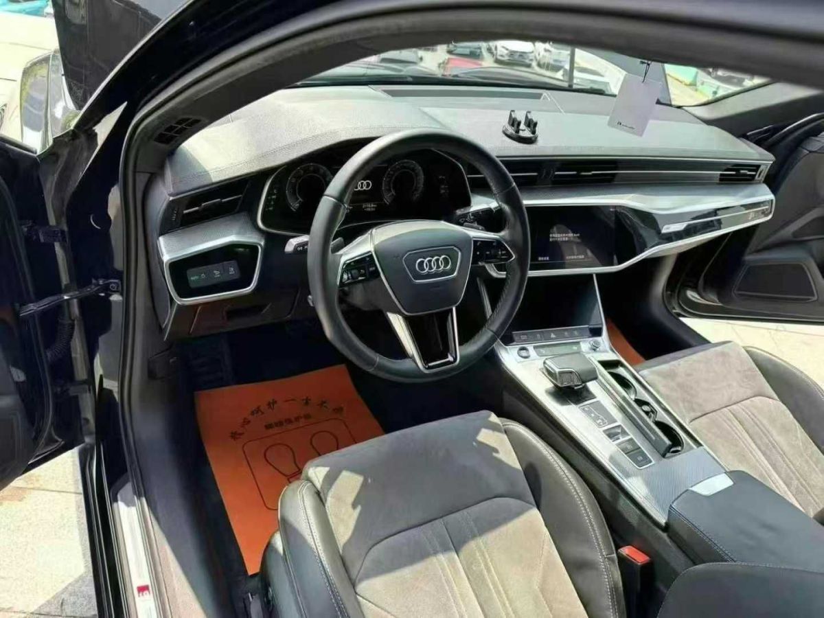 奧迪 奧迪A6L  2022款 40 TFSI 豪華動感型圖片