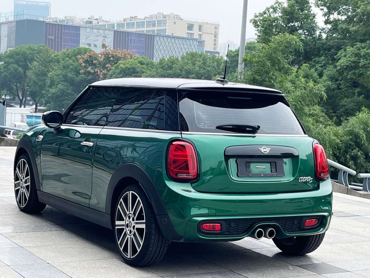 2020年6月MINI MINI  2020款 2.0T COOPER S 經典派 三門絕色版