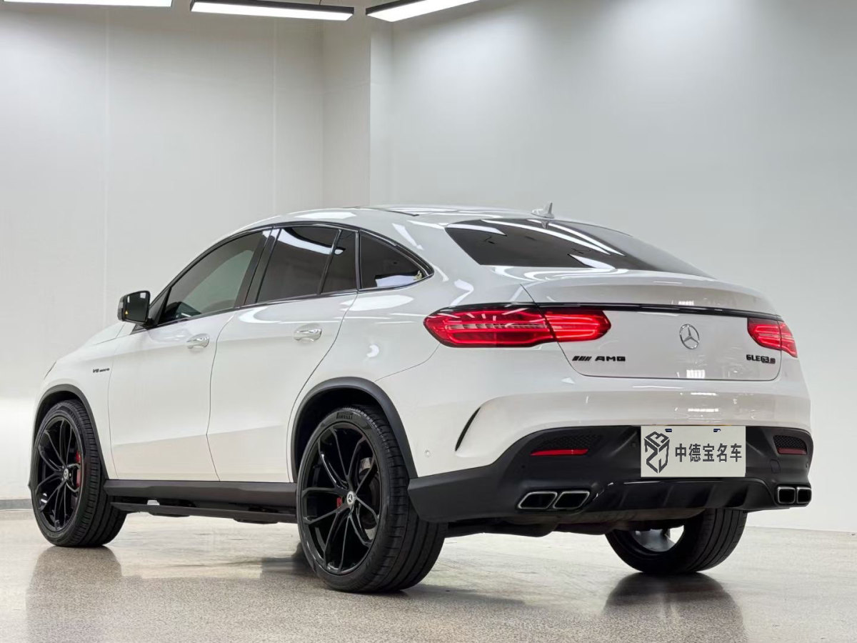 奔馳 奔馳GLE轎跑 AMG  2015款 AMG GLE 63 4MATIC 轎跑SUV圖片