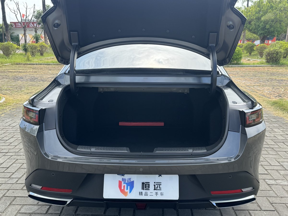 長安 逸達  2023款 藍鯨NE 1.5T GDI DCT領(lǐng)航型圖片