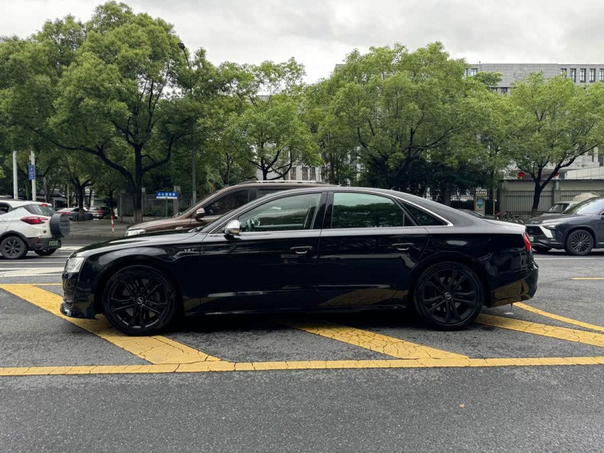 奧迪 奧迪S8  2013款 S8 4.0TFSI quattro圖片