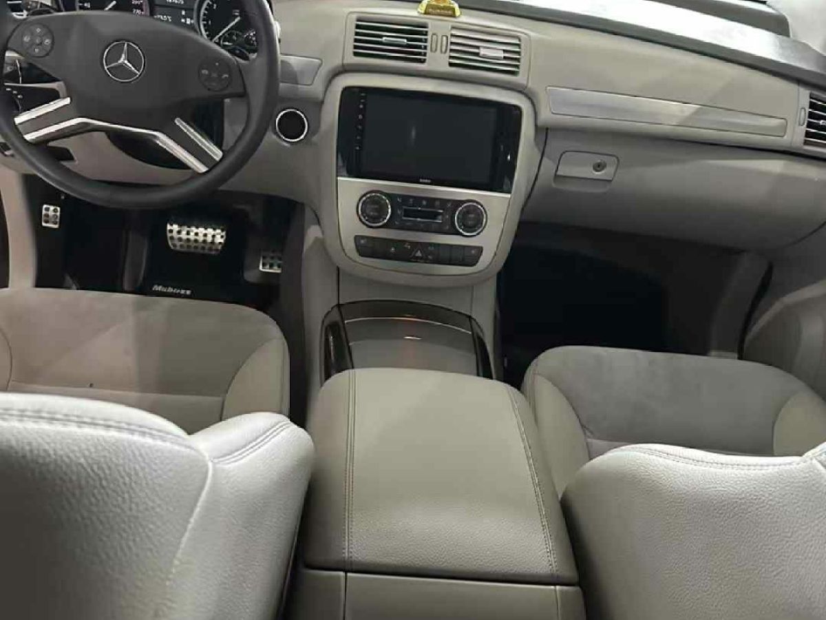 奔馳 奔馳R級(jí)  2015款 R 400 4MATIC 商務(wù)型圖片