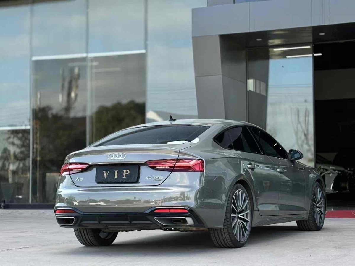 奧迪 奧迪A5  2024款 Sportback 40 TFSI quattro 豪華動感型圖片