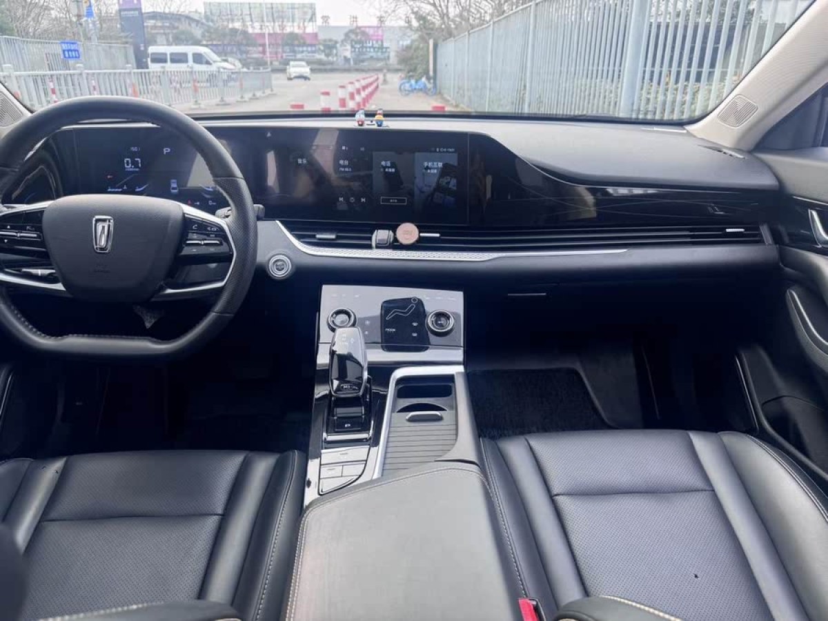 奔騰 B70  2023款 1.5T 自動樂享型70周年紀念版圖片