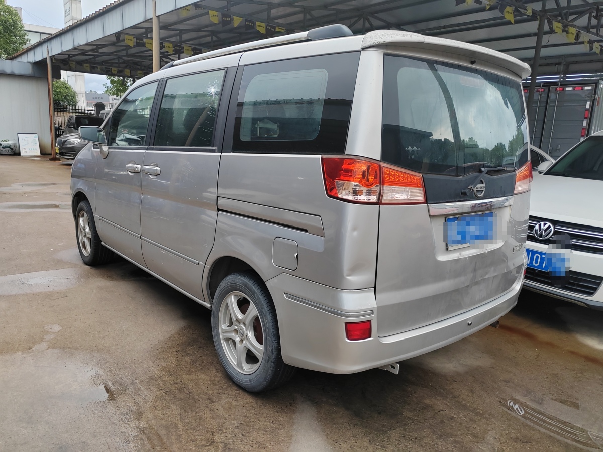 日產(chǎn) NV200  2012款 1.6L 232座 尊雅型圖片